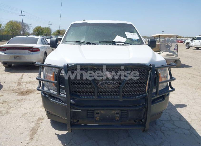Photo 12 of 2018 Ford F-150 XL (VIN 1FTFX1E53JKD23304)