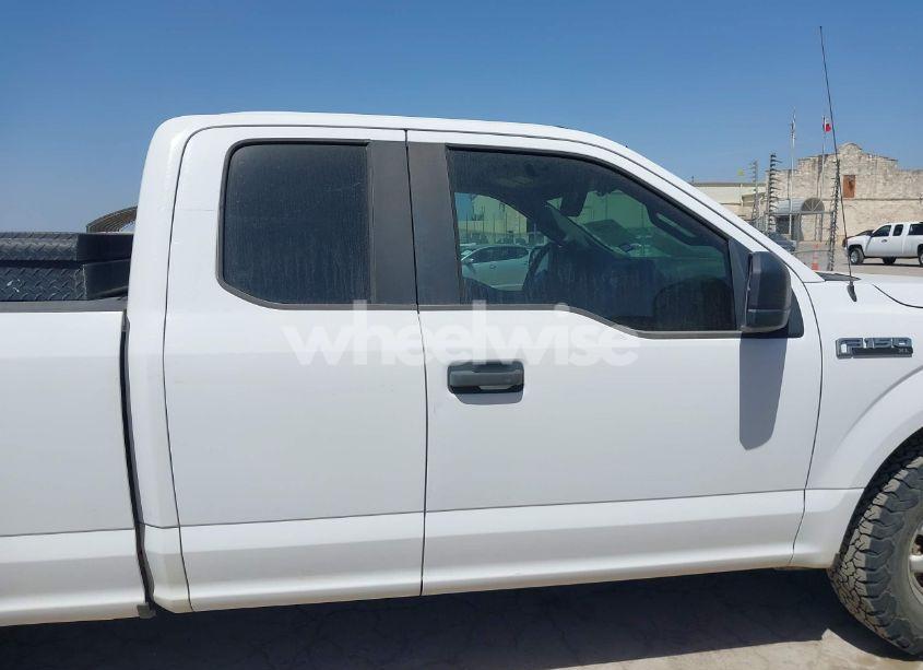 Photo 13 of 2018 Ford F-150 XL (VIN 1FTFX1E53JKD23304)