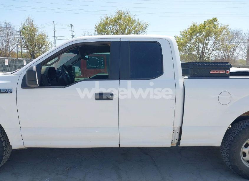 Photo 14 of 2018 Ford F-150 XL (VIN 1FTFX1E53JKD23304)