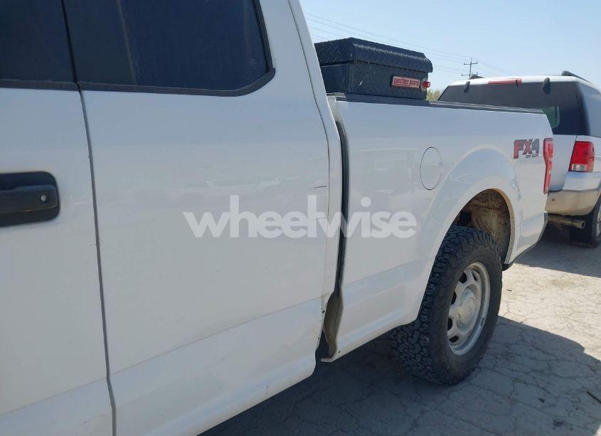 Photo 6 of 2018 Ford F-150 XL (VIN 1FTFX1E53JKD23304)