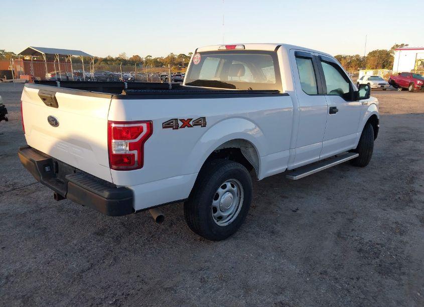 Photo 4 of 2018 Ford F-150 XL (VIN 1FTFX1E53JKE82369)