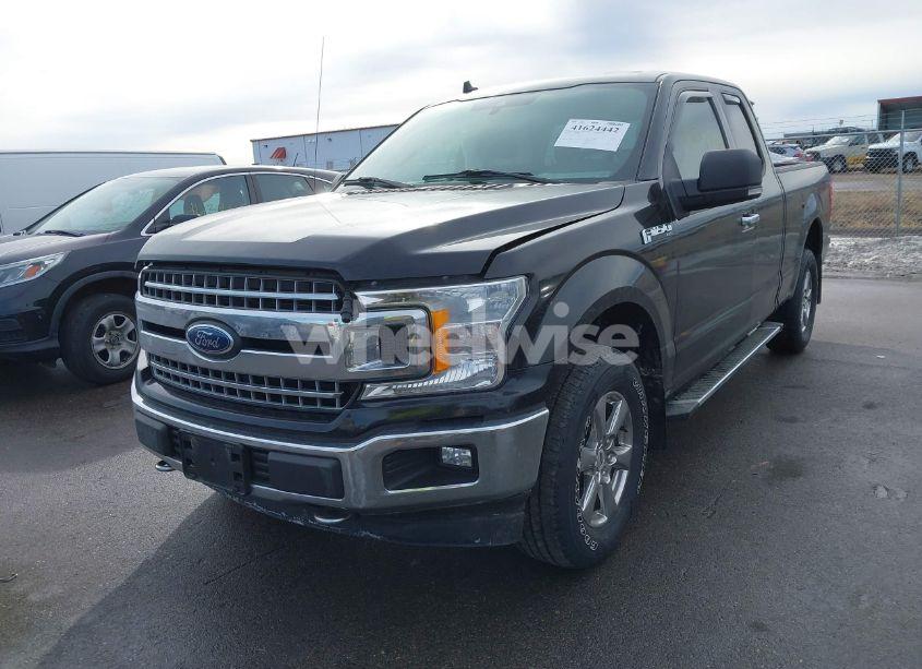 Photo 2 of 2019 Ford F-150 XLT (VIN 1FTFX1E53KKC69293)