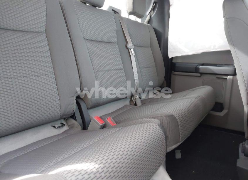 Photo 8 of 2019 Ford F-150 XLT (VIN 1FTFX1E53KKC69293)