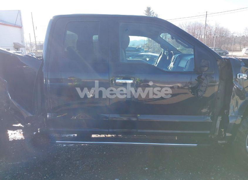 Photo 14 of 2018 Ford F-150 XLT (VIN 1FTFX1E54JFB12847)