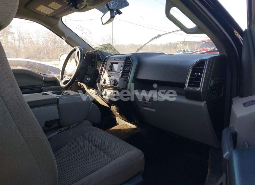 Photo 5 of 2018 Ford F-150 XLT (VIN 1FTFX1E54JFB12847)