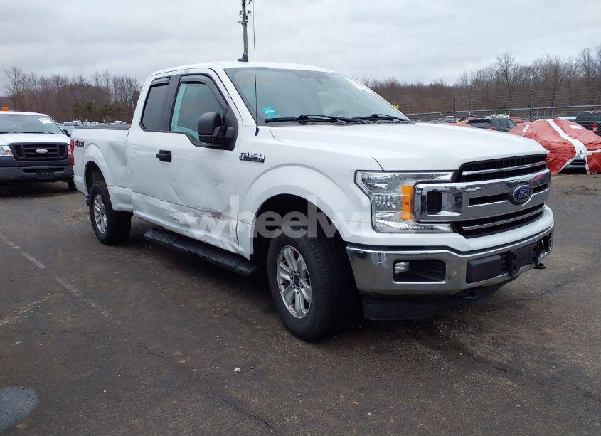 2019 Ford F-150 XLT (VIN 1FTFX1E54KFA42333) main photo