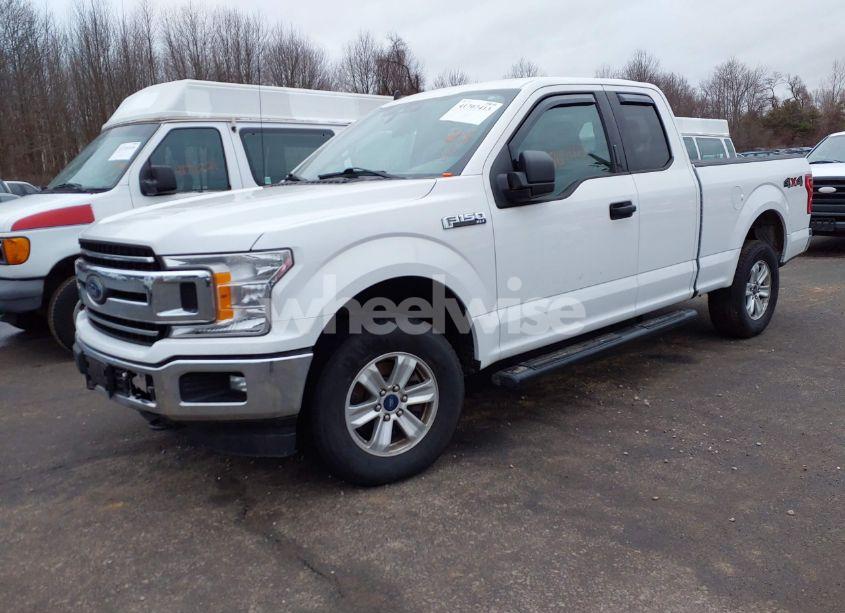 Photo 2 of 2019 Ford F-150 XLT (VIN 1FTFX1E54KFA42333)