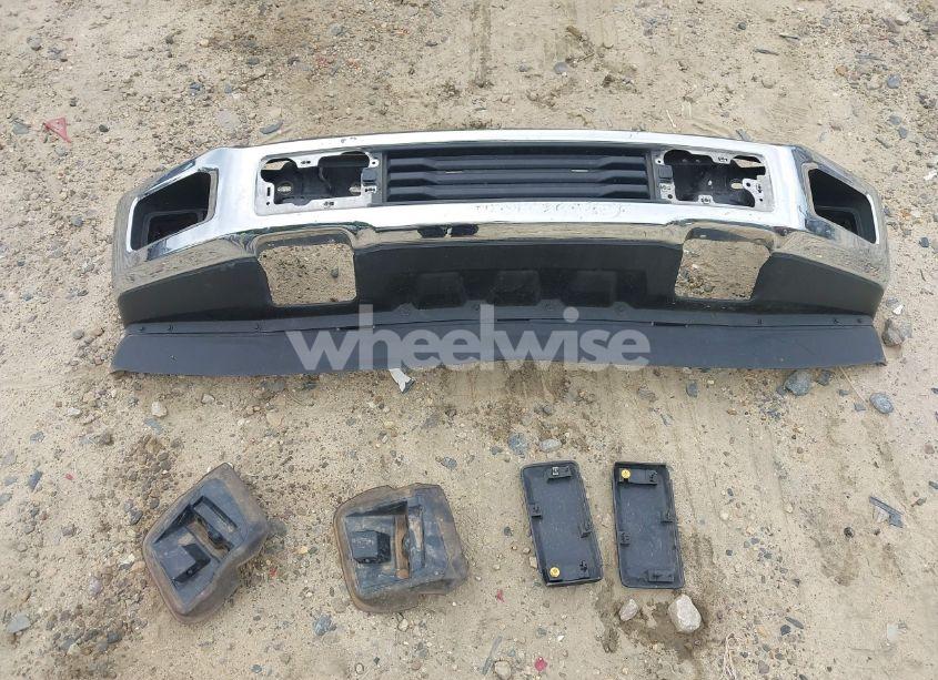 Photo 12 of 2018 Ford F-150 XLT (VIN 1FTFX1E56JFD79312)