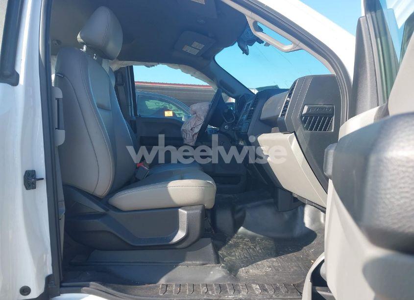 Photo 5 of 2018 Ford F-150 XL (VIN 1FTFX1E56JKE50807)