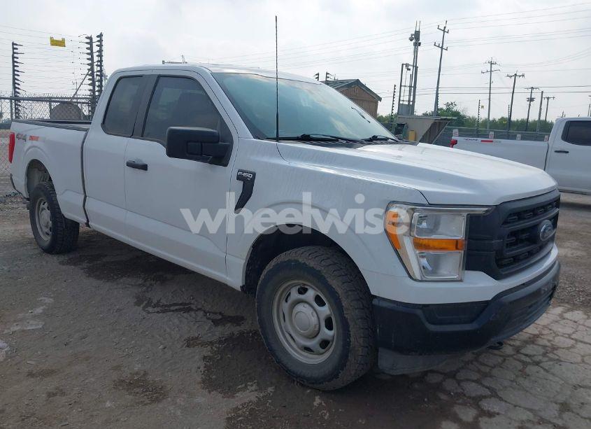 2022 Ford F-150 XL (VIN 1FTFX1E56NKD43908) main photo