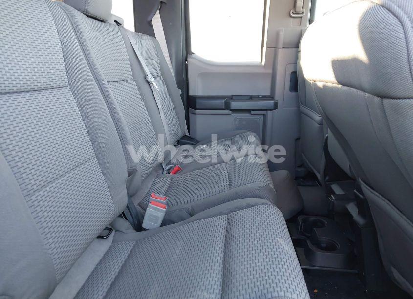 Photo 8 of 2018 Ford F-150 XLT (VIN 1FTFX1E57JKC53726)