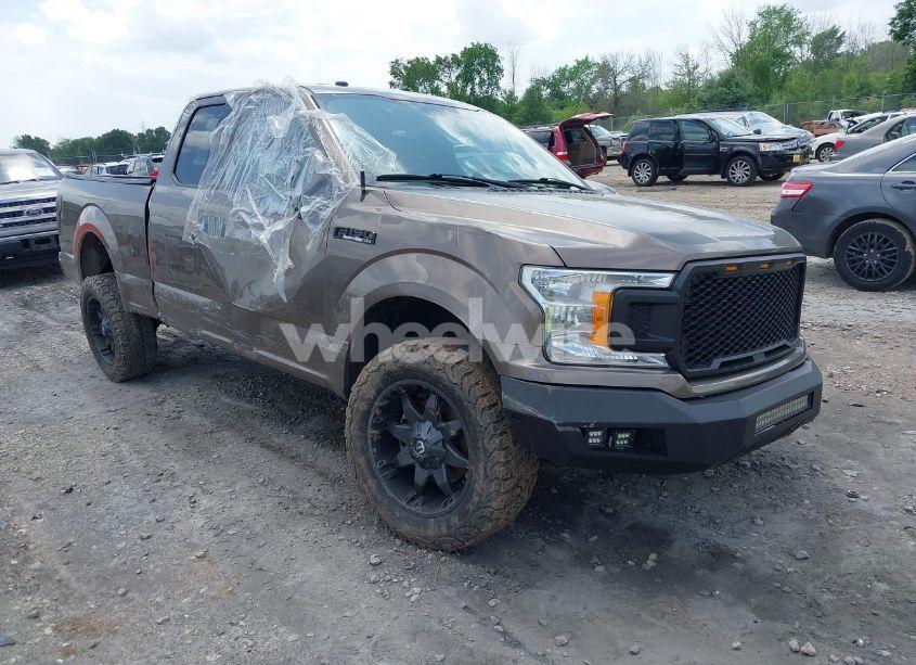 2018 Ford F-150 XLT (VIN 1FTFX1E57JKD39229) main photo