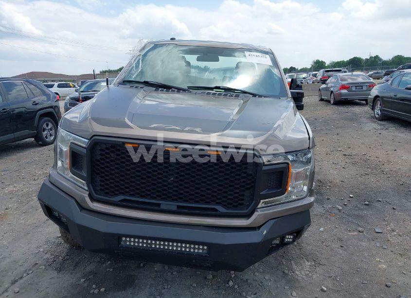 Photo 12 of 2018 Ford F-150 XLT (VIN 1FTFX1E57JKD39229)
