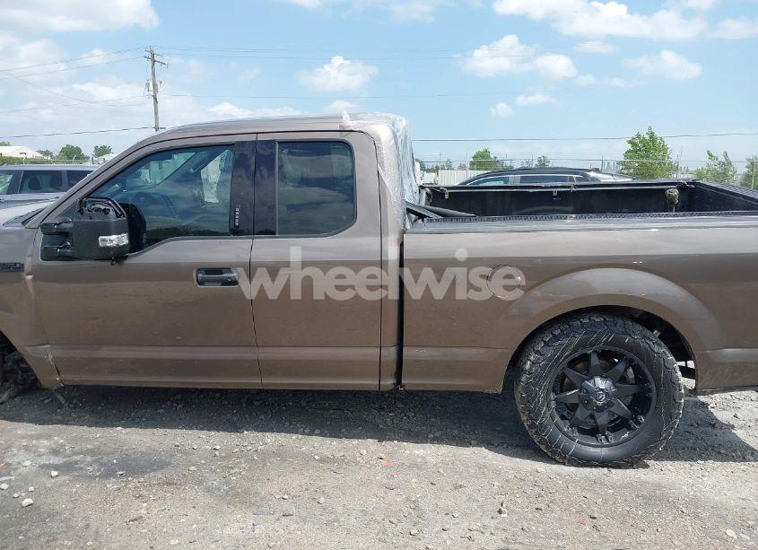 Photo 14 of 2018 Ford F-150 XLT (VIN 1FTFX1E57JKD39229)