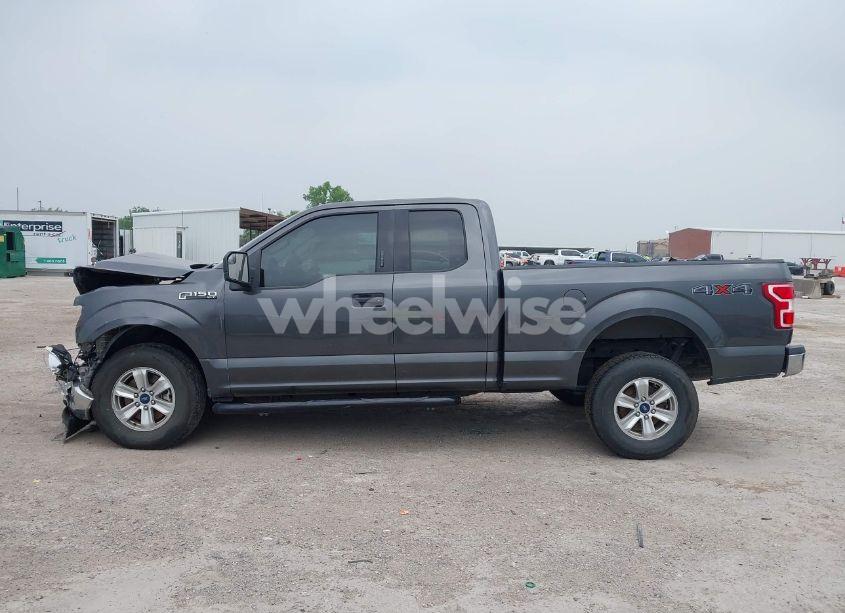 Photo 14 of 2018 Ford F-150 XLT (VIN 1FTFX1E57JKG10354)