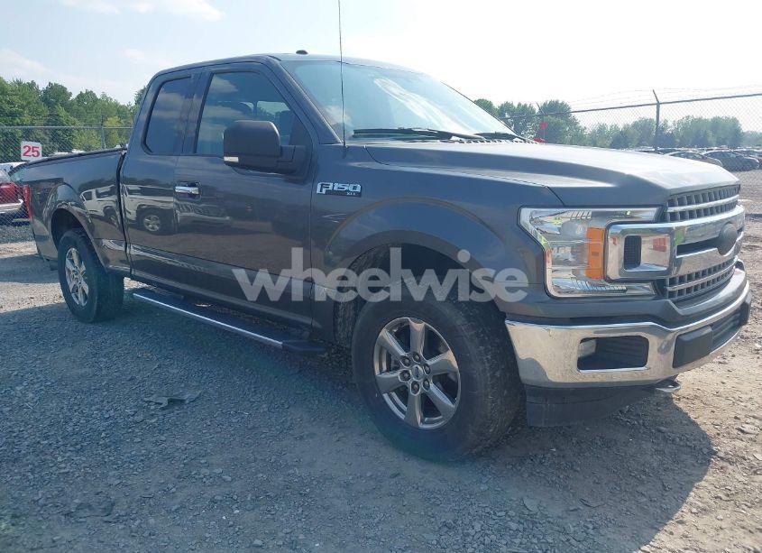 2018 Ford F-150 XLT (VIN 1FTFX1E58JFD92806) main photo