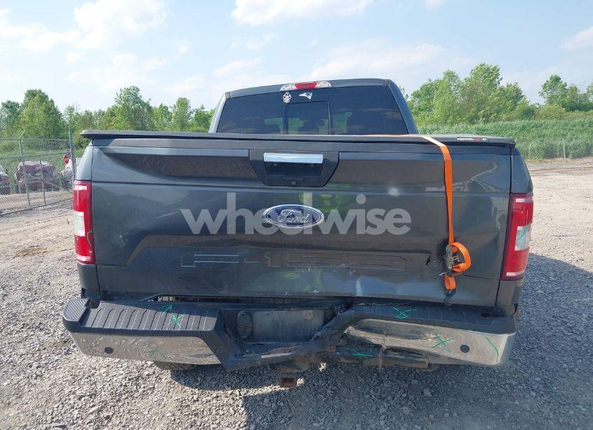 Photo 16 of 2018 Ford F-150 XLT (VIN 1FTFX1E58JFD92806)