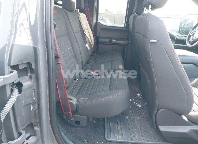 Photo 8 of 2018 Ford F-150 XLT (VIN 1FTFX1E58JFE24900)