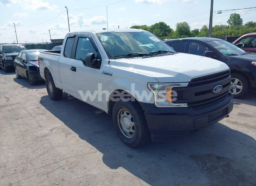 2018 Ford F-150 XL (VIN 1FTFX1E58JKD24996) main photo