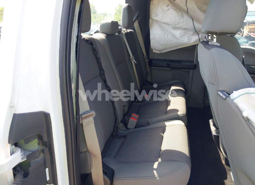 Photo 8 of 2018 Ford F-150 XL (VIN 1FTFX1E58JKD24996)