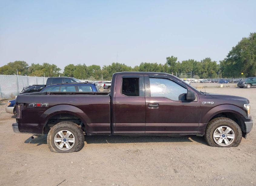 Photo 13 of 2018 Ford F-150 XLT (VIN 1FTFX1E58JKG10833)