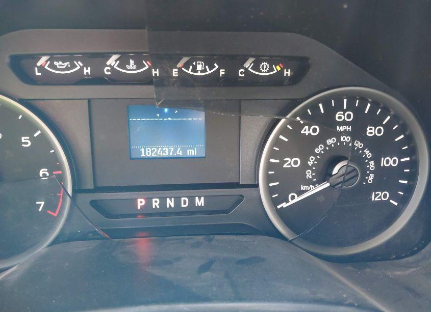 Photo 15 of 2018 Ford F-150 XLT (VIN 1FTFX1E58JKG10833)