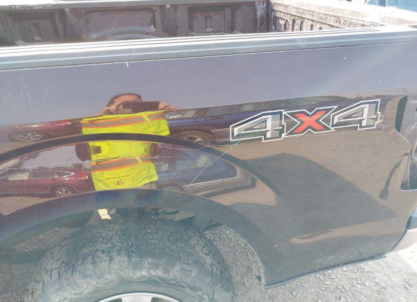 Photo 18 of 2018 Ford F-150 XLT (VIN 1FTFX1E58JKG10833)