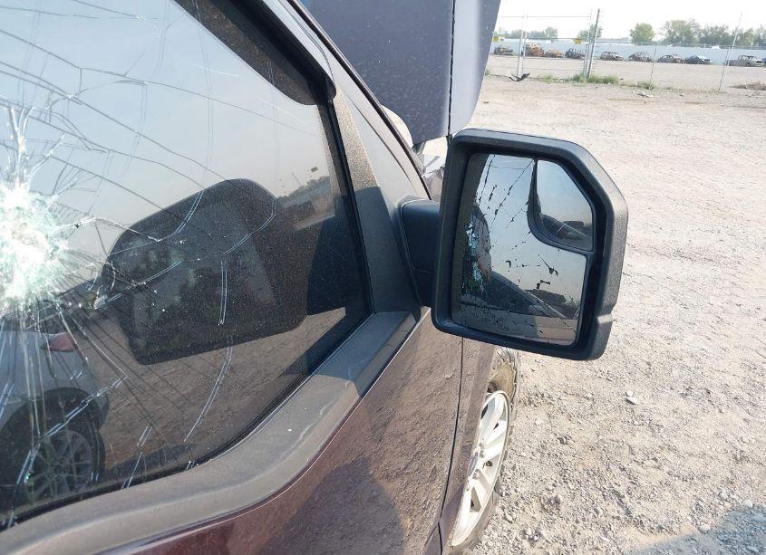 Photo 21 of 2018 Ford F-150 XLT (VIN 1FTFX1E58JKG10833)