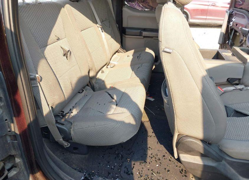 Photo 8 of 2018 Ford F-150 XLT (VIN 1FTFX1E58JKG10833)