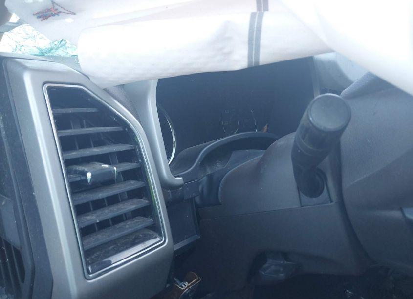 Photo 14 of 2020 Ford F-150 LARIAT (VIN 1FTFX1E58LKE15088)