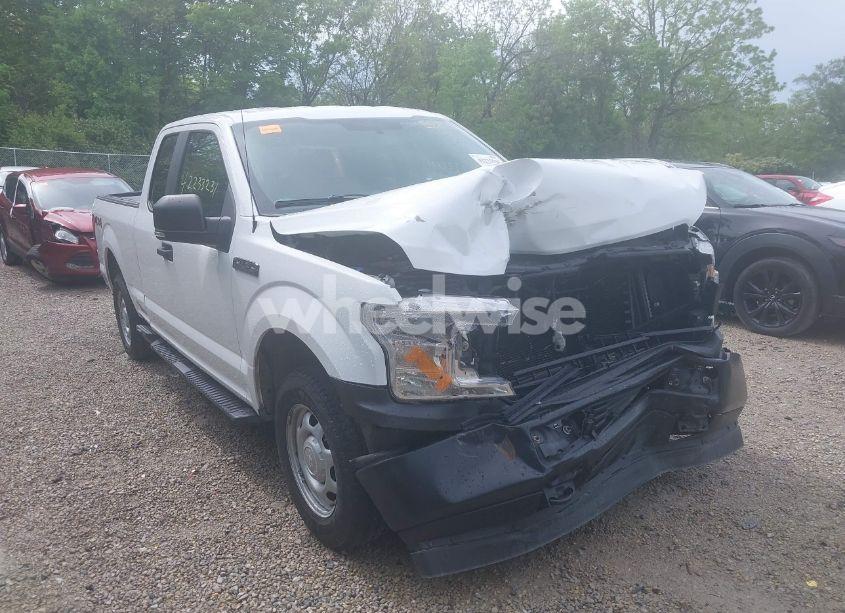 2018 Ford F-150 XL (VIN 1FTFX1E59JKE52129) main photo