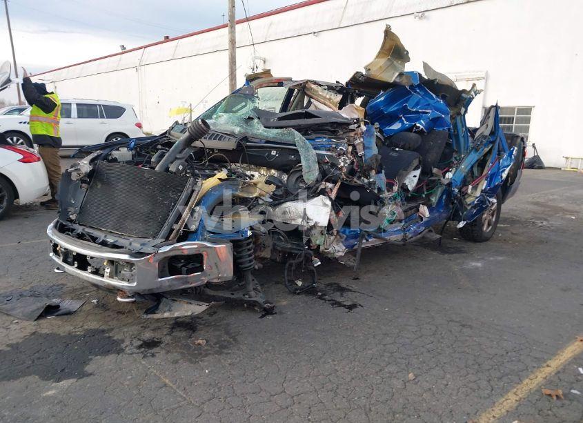 Photo 2 of 2018 Ford F-150 XLT (VIN 1FTFX1E59JKF82475)