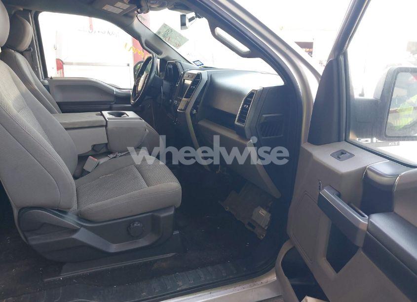 Photo 5 of 2019 Ford F-150 XLT (VIN 1FTFX1E59KKC12581)