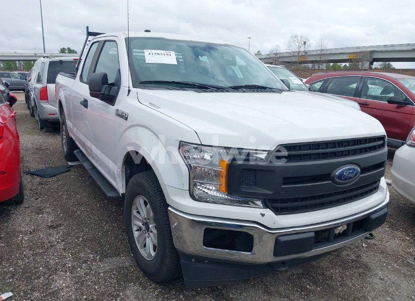 2018 Ford F-150 XL (VIN 1FTFX1E5XJKC62694) main photo