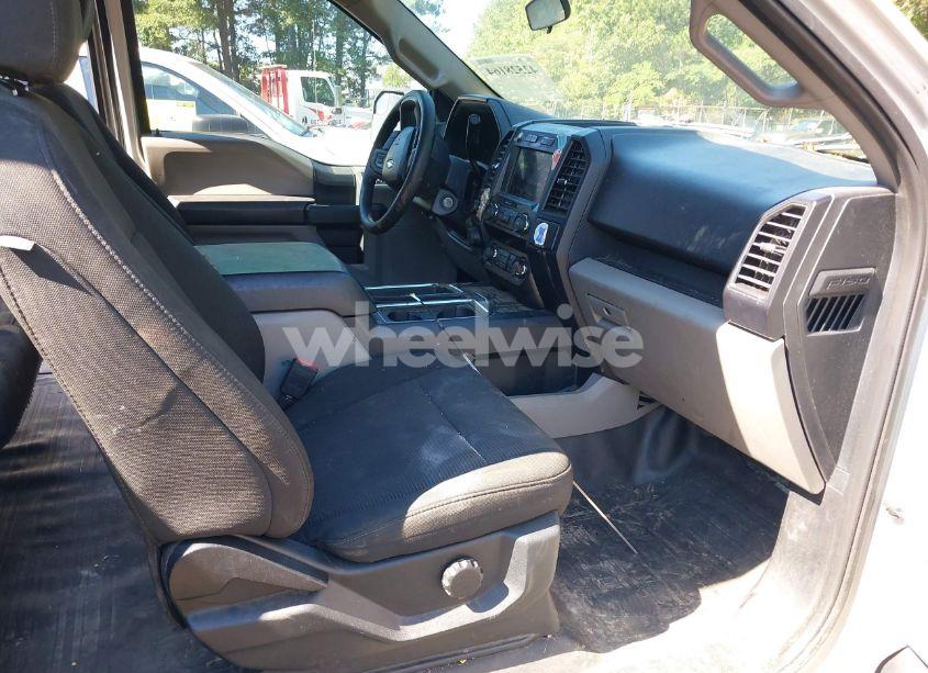 Photo 5 of 2019 Ford F-150 XL (VIN 1FTFX1E5XKKF11013)