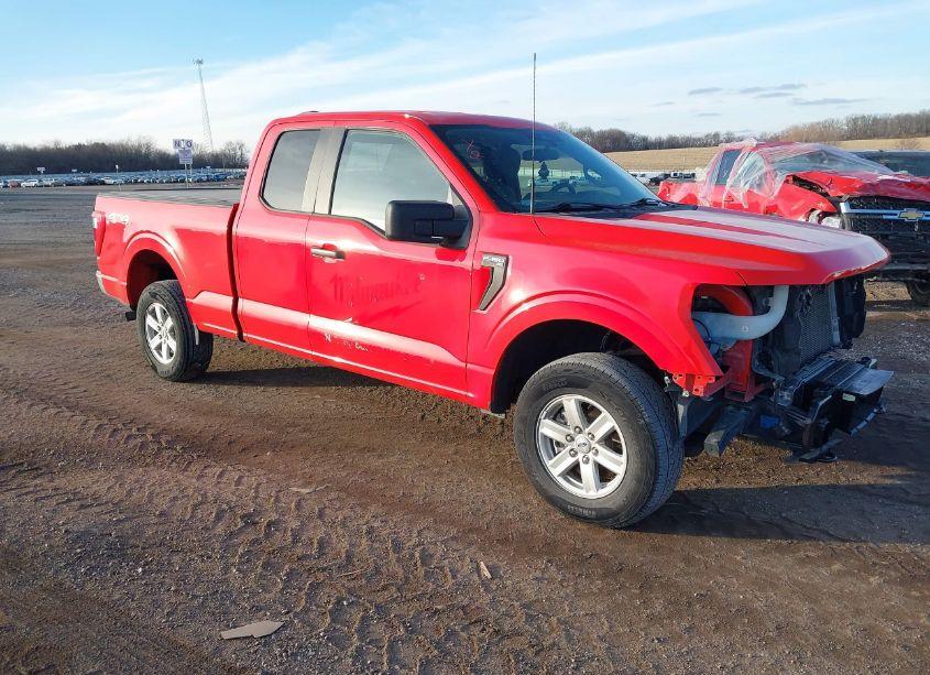 2022 Ford F-150 XL (VIN 1FTFX1E88NKE35077) main photo
