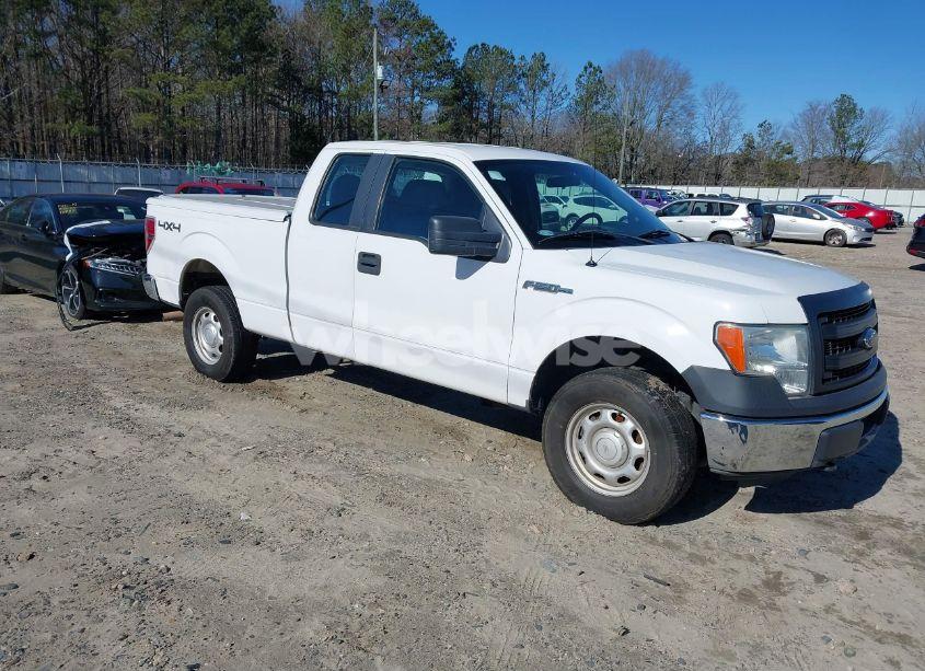 2014 Ford F-150 XL (VIN 1FTFX1EF0EKF01068) main photo