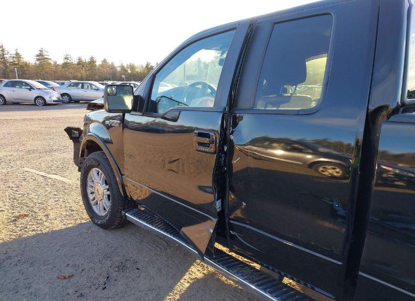 Photo 19 of 2014 Ford F-150 LARIAT (VIN 1FTFX1EF2EKF41863)