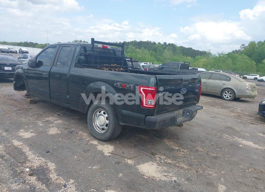 Photo 3 of 2015 Ford F-150 XL (VIN 1FTFX1EF2FFB71167)