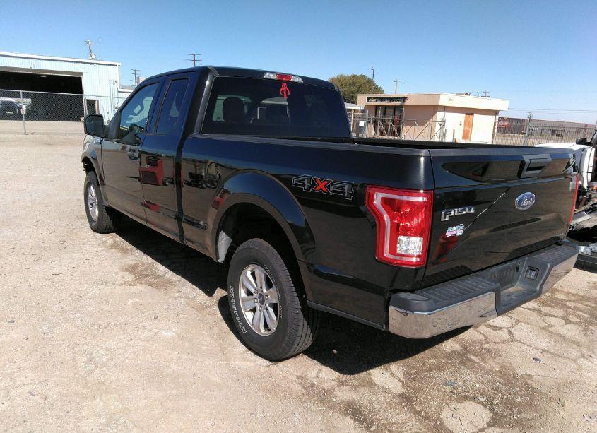Photo 3 of 2015 Ford F-150 XLT (VIN 1FTFX1EF3FFA59185)