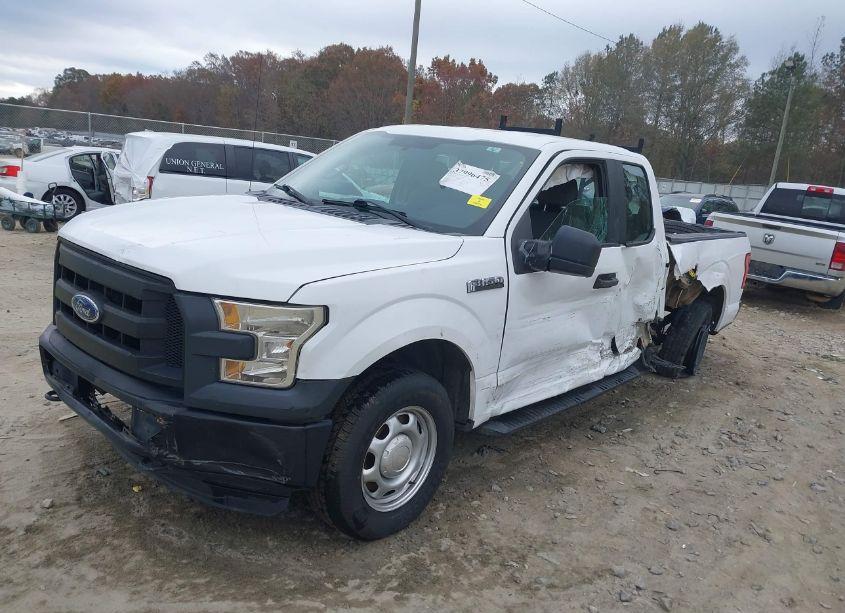 Photo 2 of 2016 Ford F-150 XL (VIN 1FTFX1EF3GKE19614)