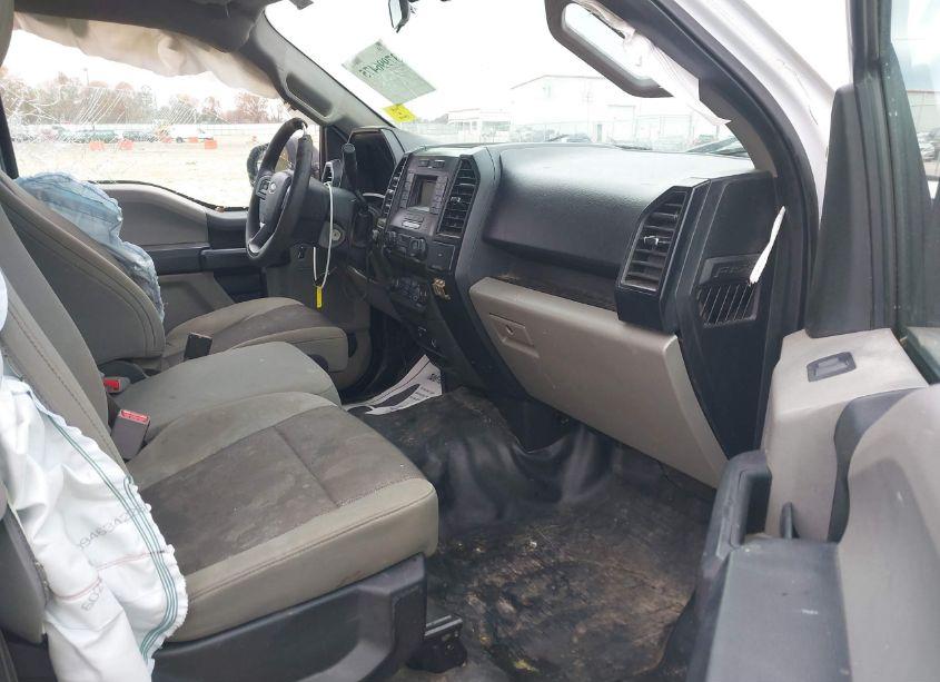 Photo 5 of 2016 Ford F-150 XL (VIN 1FTFX1EF3GKE19614)