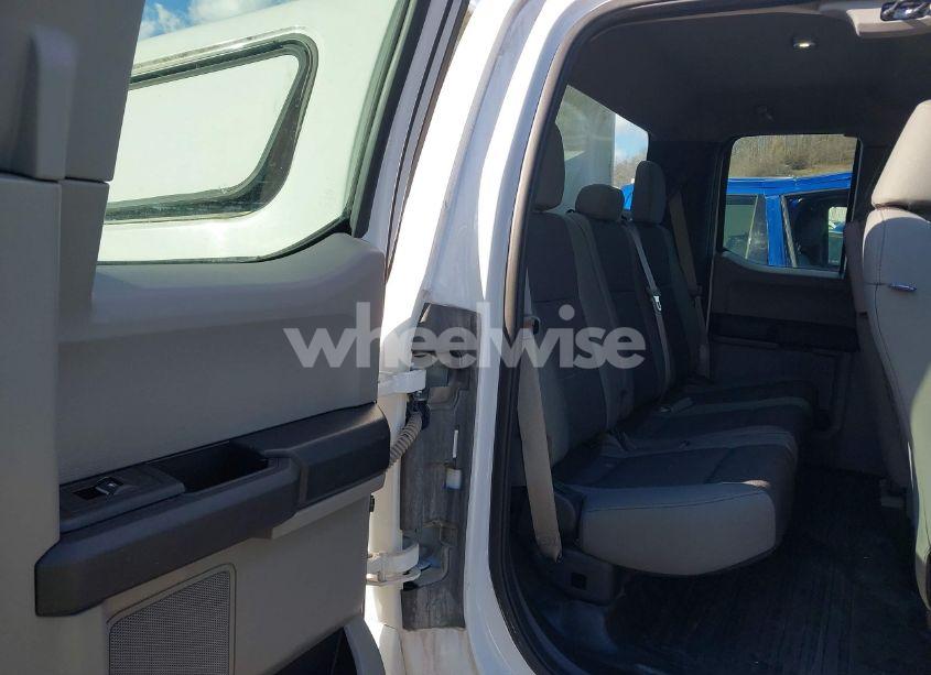 Photo 8 of 2017 Ford F-150 XL (VIN 1FTFX1EF3HFB90524)