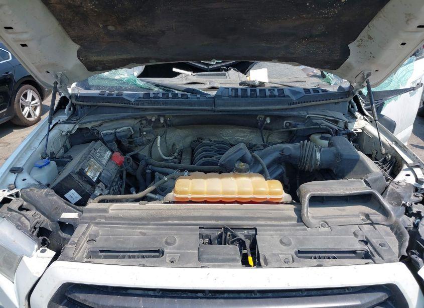 Photo 10 of 2015 Ford F-150 XLT (VIN 1FTFX1EF4FKD23005)