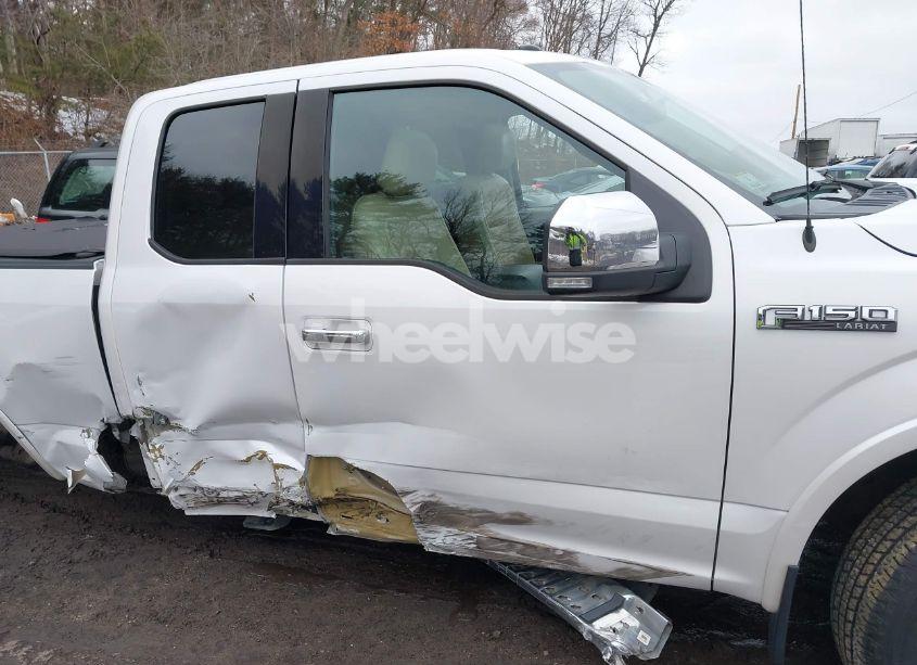 Photo 13 of 2015 Ford F-150 LARIAT (VIN 1FTFX1EF5FKD23434)