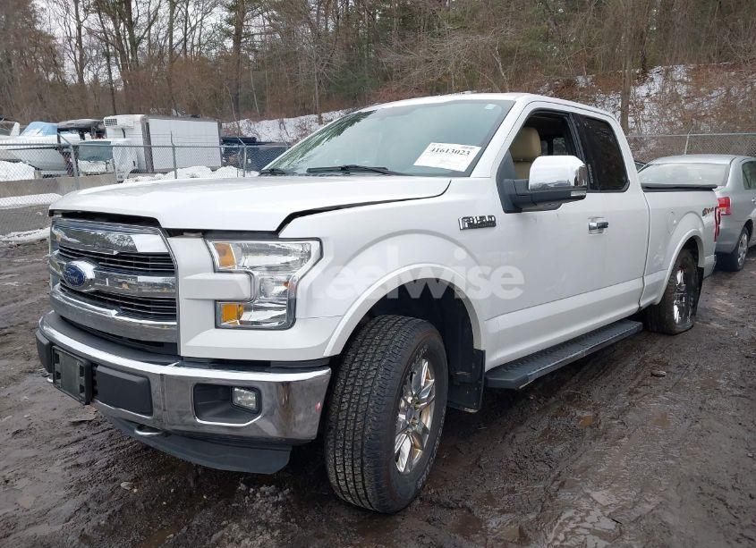 Photo 2 of 2015 Ford F-150 LARIAT (VIN 1FTFX1EF5FKD23434)