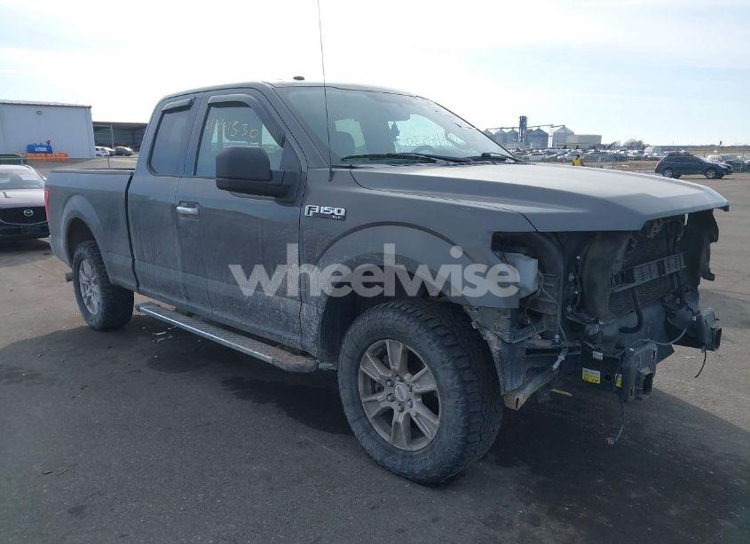 2016 Ford F-150 XLT (VIN 1FTFX1EF5GKG00553) main photo