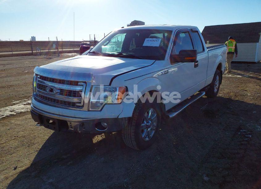Photo 2 of 2013 Ford F-150 XLT (VIN 1FTFX1EF6DKF83676)