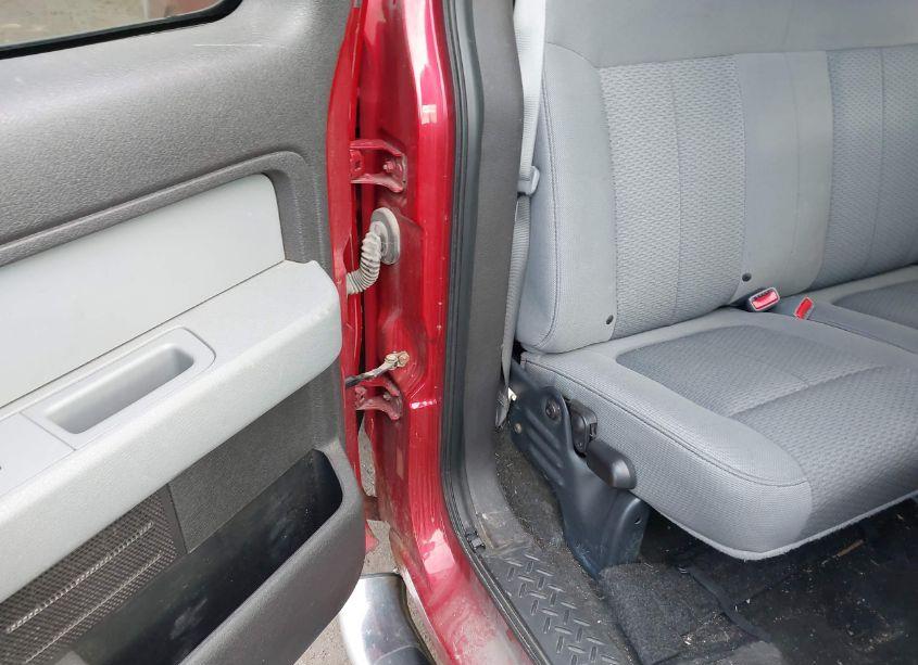 Photo 8 of 2011 Ford F-150 XLT (VIN 1FTFX1EF7BFA12414)