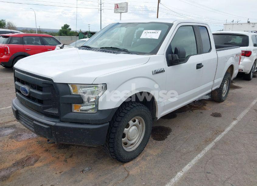 Photo 2 of 2017 Ford F-150 XL (VIN 1FTFX1EF7HKC67595)